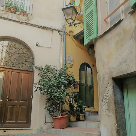 Apartmán Maison De Typique Mentonnaise *