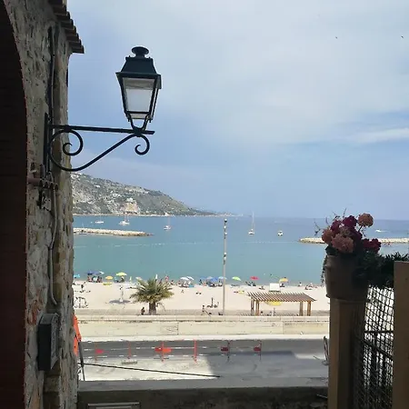 Apartmán Maison De Typique Mentonnaise