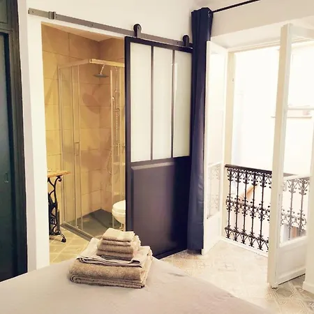 Maison De Typique Mentonnaise Apartment